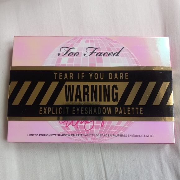 🥳HP🥳 Too Faced Pretty Mess Me$$ Erika Jayne Palette BNIB - Picture 3 of 6